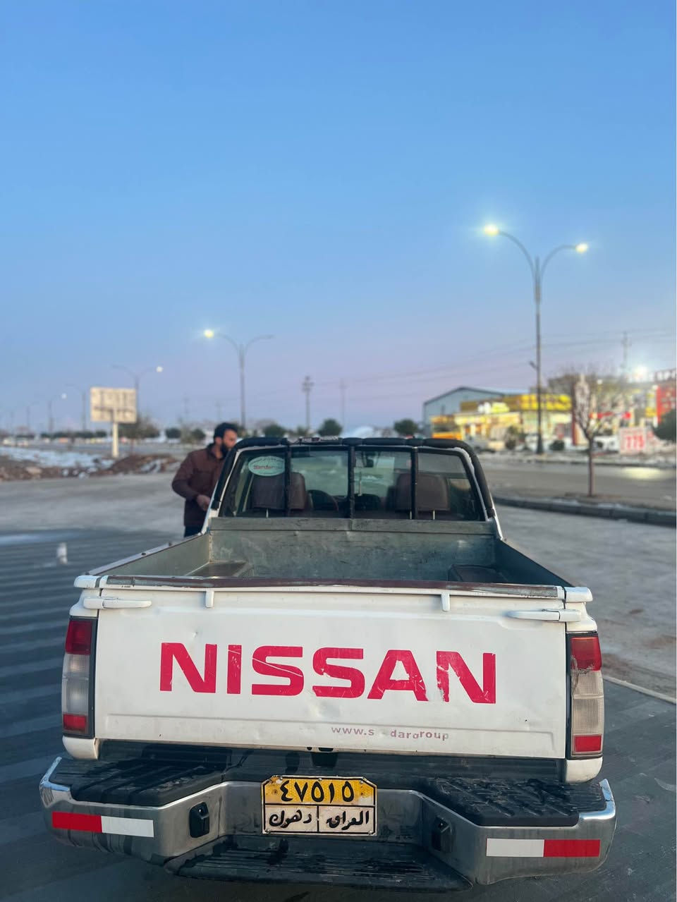 ***********
بيكم نيسان 2012
گير مكينه شه رت 
تحويل وكاله شه رت 
يك جملغ سبوخ بي داخلي
هنده ك  تعديليش هه يا
جار تا جديد 
سعر110$مجال
*********** اكر, نينوى
