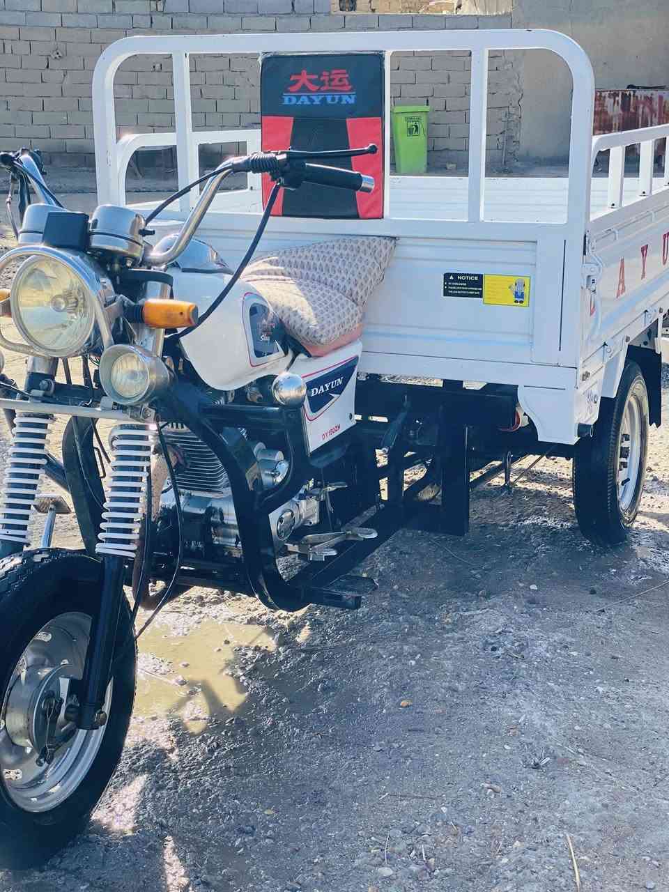 سلام عليكم
ستوته دايون للبيع 

موديل 23 مامرقمه 

الستوته كفاله 

المحرك مامفتوح 
مكاني سوق الشيوخ كرمة بني سعيد 

السعر 2700 وبيها مجال حك الجيه 

رقمي ***********
