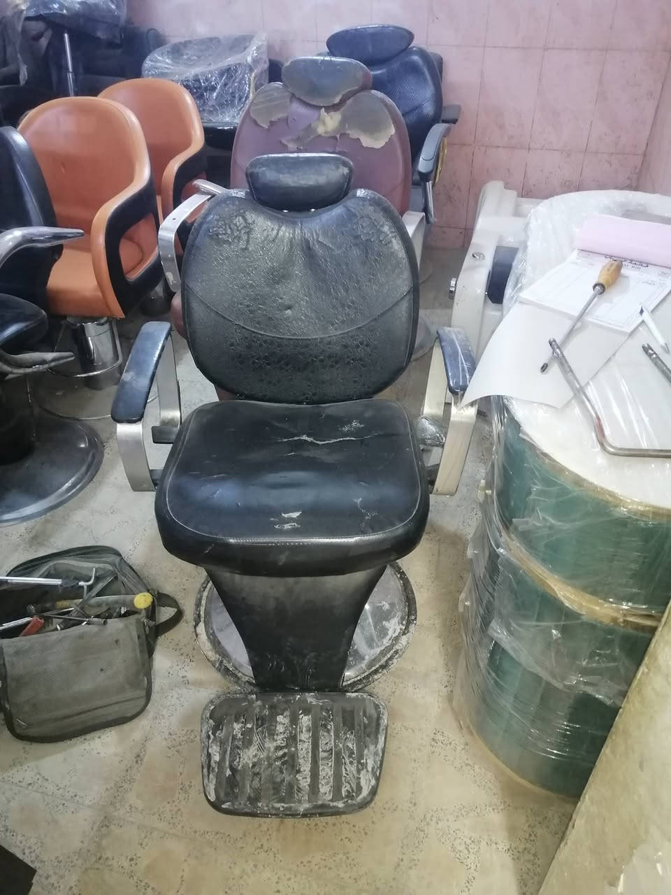 السلام عليكم غراض مستعمله للبيع بغداد حي القاهره ***********
