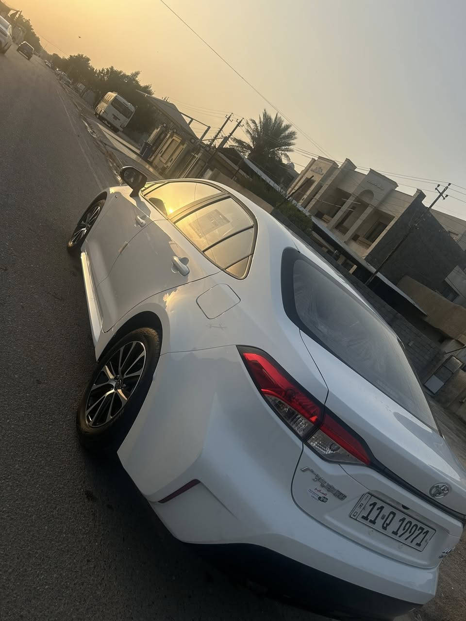 سلام عليكم …كورلا هايبرد موديل 2025اكلين بدون حادث
نزلتها صفر كيلو متر 
ماشيه 19 حقيقي 
مدوشمه عام 
مواصفات ..
بصمه 
فتحه 
دخول ذكي 
كامره خلفيه عدستين 
رادر 
ابل كار 
نضام نقطه عمياء 
نضام تحديد مسار. 
توقف ذكي 
اوتو هولد 
جام اوتو 
قطعتين تبريد 
شاشه 
3 انضمه قياده ايكو نورمال سبورت +هايبرد 

السعر 163$
مكان بغداد حي جهاد ..
الاستفسار ***********
