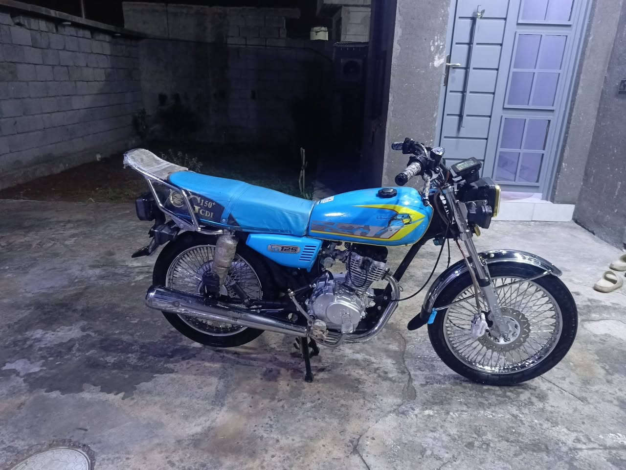 سلام عليكم دراجة سونك تايكر للبيع دراجة مكفوله من كلشي بيه رصعه بل تانكي زغيره السعر 700 وبيه مجال قليل مكاني بابل جبله رقمي‏‪***********‬‏
