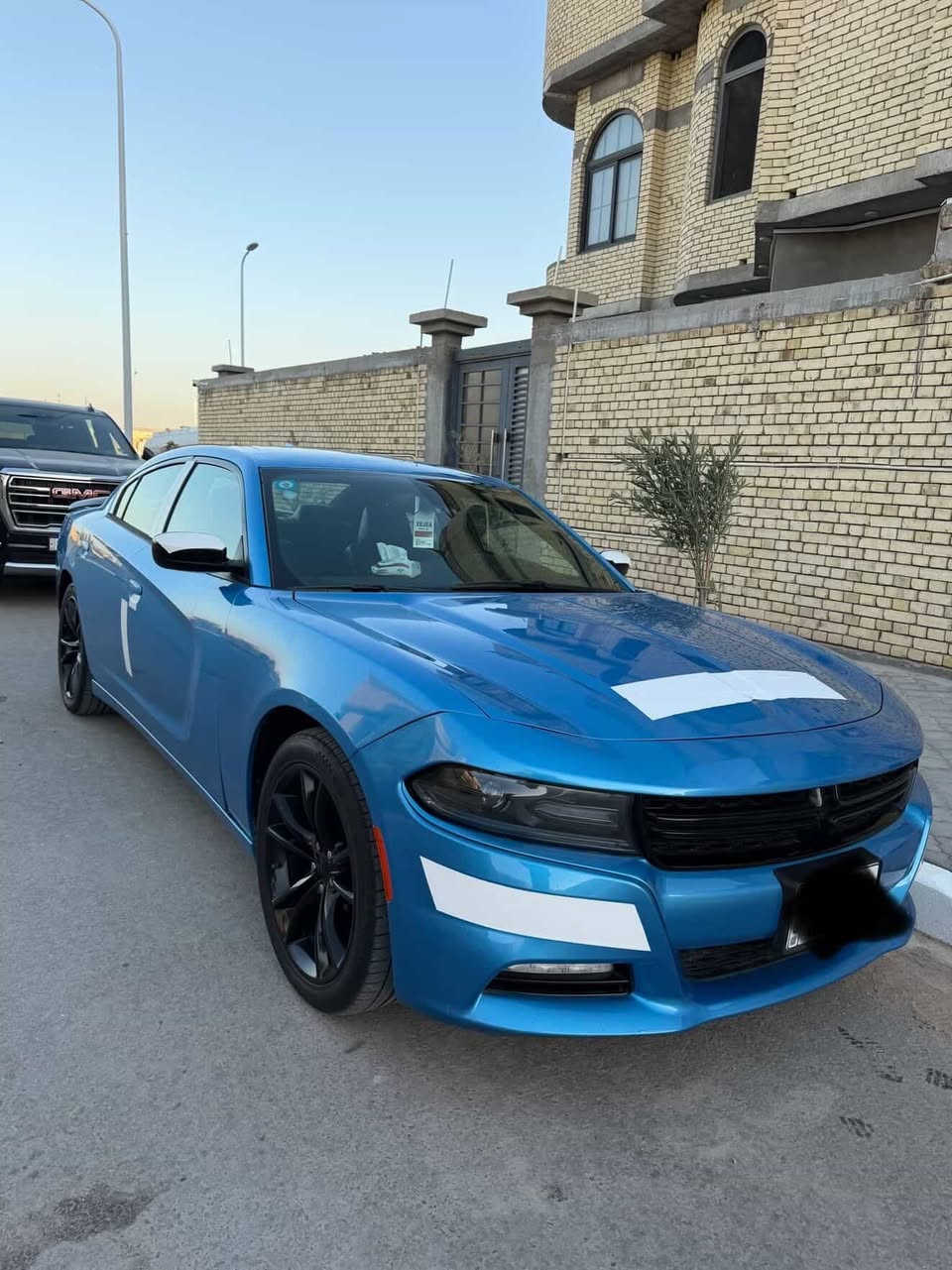 سلام عليكم للبيع 
دوج جارجر موديل 16/23 

بلاك توب بلاد سياره 

جديده كامله من كلشي  

حداديه تبريد تايرات 

سياره مال بيت مو مال خط 
دخول جديد للعراق

رقم بصرة الجديد 

حادث:  بنيد صبغ توحيد لون جاملغ مصلح مكفوله من فتح اي قطعه

شاشه
كأمره
بصمة
محرك 3600 ،6V
حساسات
كشنات حار بارد
فول مواصفات للأخير عدا الفتحة

رقم الهاتف :***********
السعر 179$ وبيها مجال بسيط كلش
العنوان : البصره الزبير
