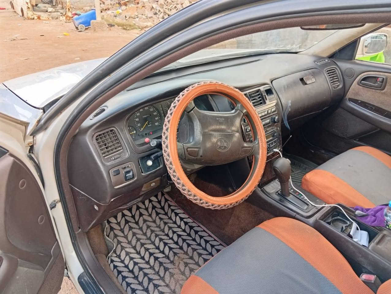 السلام عليكم سيارة كريستا نفخ كير محرك جدد تبريد شغال تايرات جدد حداديه جديدة سيارة جاهزة ما ناقصه كلشي رقم دولي البصرة السعر ٧٠ بيها مجال قليل
الرقم / ***********
