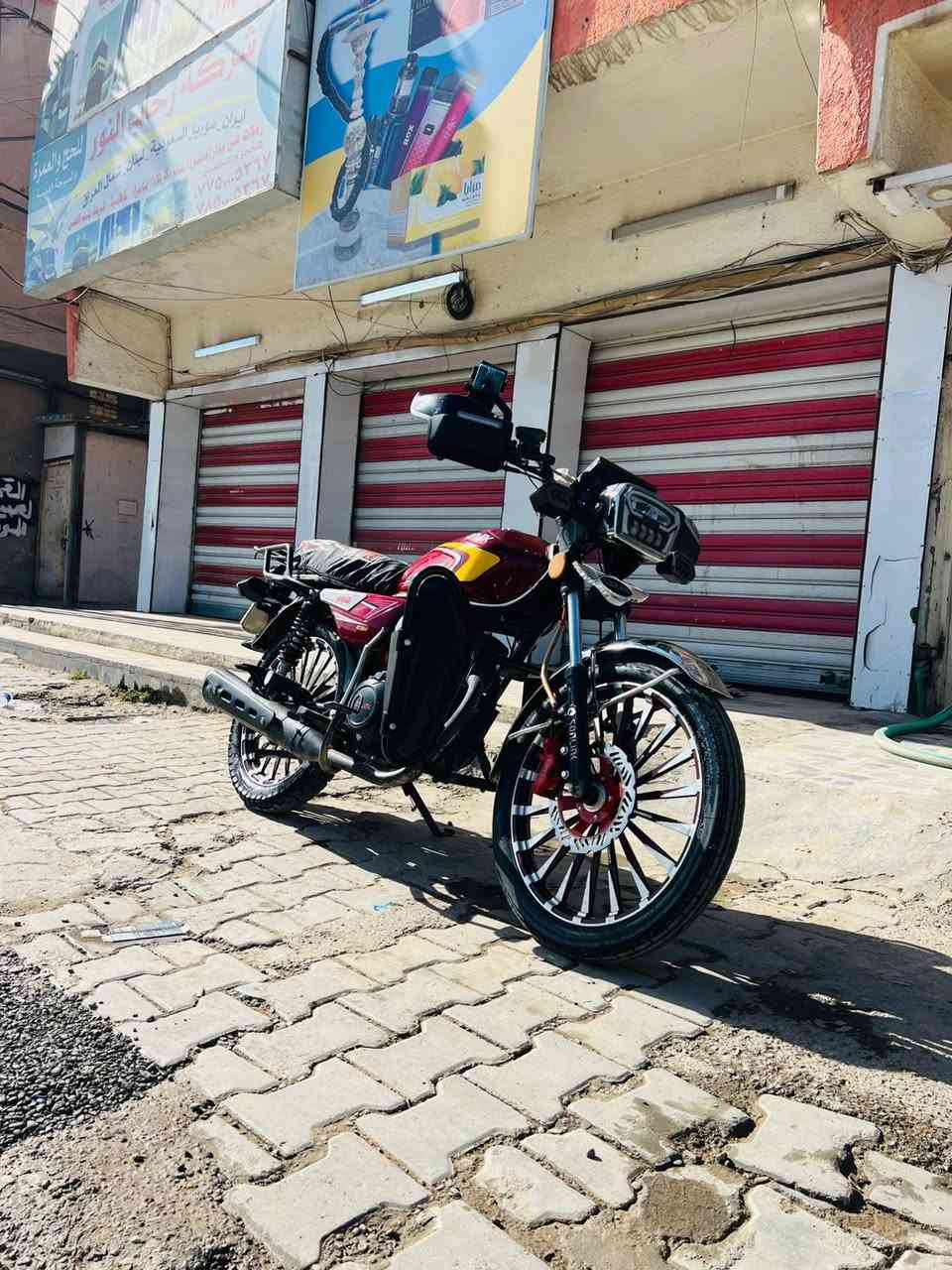 السلام عليكم دراجه سونك ايراني موديل 2025
دراجه نقص بس الكفر طاح مني دراجه رمبه نزلتهه 
مكاني بغداد مدينه الصدر سعر 700الف وبيهه مجال قليل 
مكينه مكفوله كفاله 
رقم الهاتف ***********
غير متوفر على الفيس
