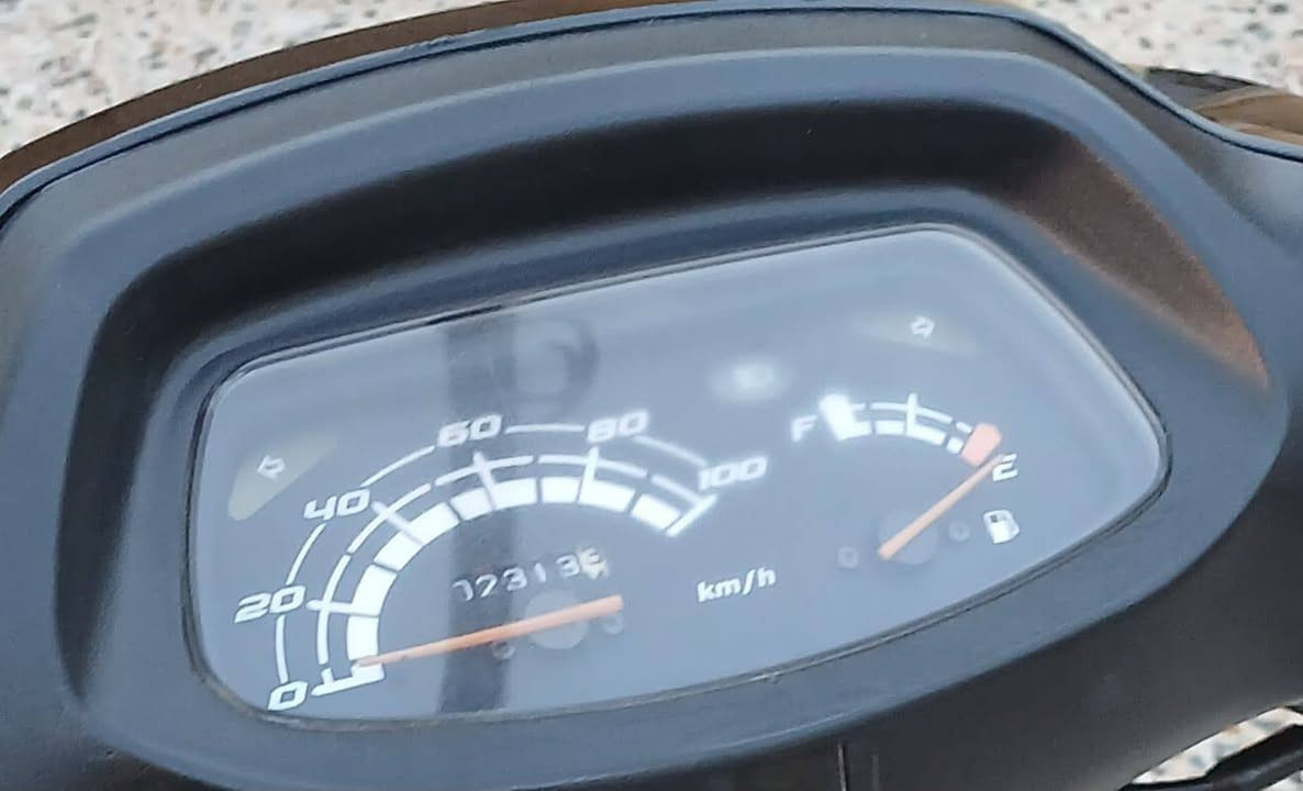 دراجه للبيع مثل ما تشوف ب الصوره 
رقم صاحبها ***********اني مكلف ب النشر عمارة, ميسان
