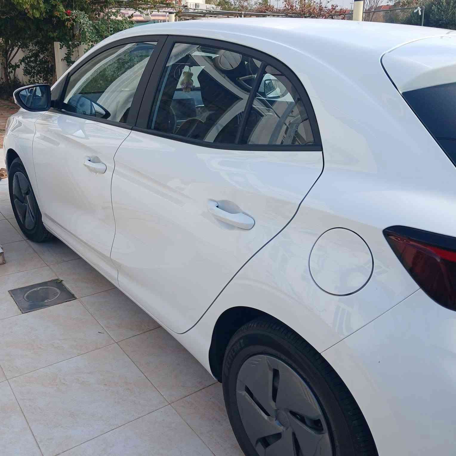 MG3 2025
ضمان 6 سنوات
ماشيه 5000 
سعر 108 ورقه
رقم 
كورك ***********
اسيا ***********
