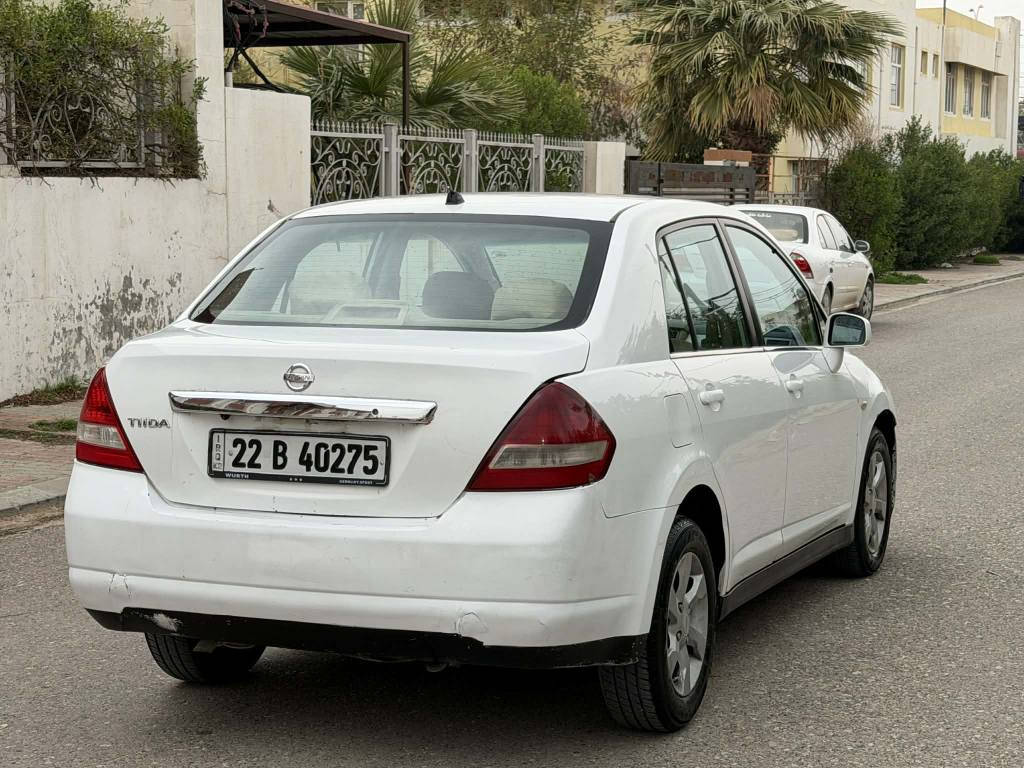 *********** نیسان تیدا مودیل 2010 گێڕ توماتیک ناو زەرد چوارجام کارەبا شاشە ئایپات 3 پارچەی بویاغە جەمپێکی پێشی هەیە ڕەقەم و سەنەوی نوێیە سعری 77 وەرەقە و مەجال شوێن هەولێر بنەسلاوە *********** أربيل, العراق
