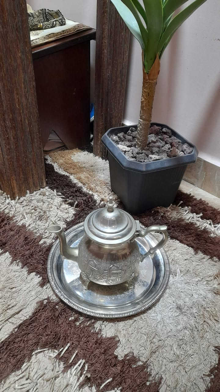 إبريق مغربي مع صينية ذات طابع أصيل 
للتواصل على الخاص او 
0788664304
يتوفر خدمة توصيل 
السعر المطلوب 
سعر مناسب 
   ١٣ دينار


**إذا كنت صاحب هذا الإعلان وتريد حذفه لأي سبب، رجاءا أرسل رسالة إلى الدعم الفني**