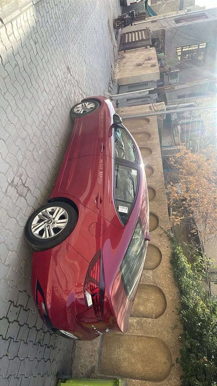 السلام عليكم 
هونداي النترا 2020 وارد امريكي 
حادثها جاملغ وبنيد بدون دواخل 
رقم بغداد الجديد بسمنه تحويل ثاني يوم
رادار 
شاشه جبيره 
كار بلي
نقطه عمياء 
ويل كب 16 
تحكم 
تسخين مقاعد + ستيرن
السياره احله من الصور تجي وتشوفها 
العنوان بغداد البياع 
***********
السعر 138
