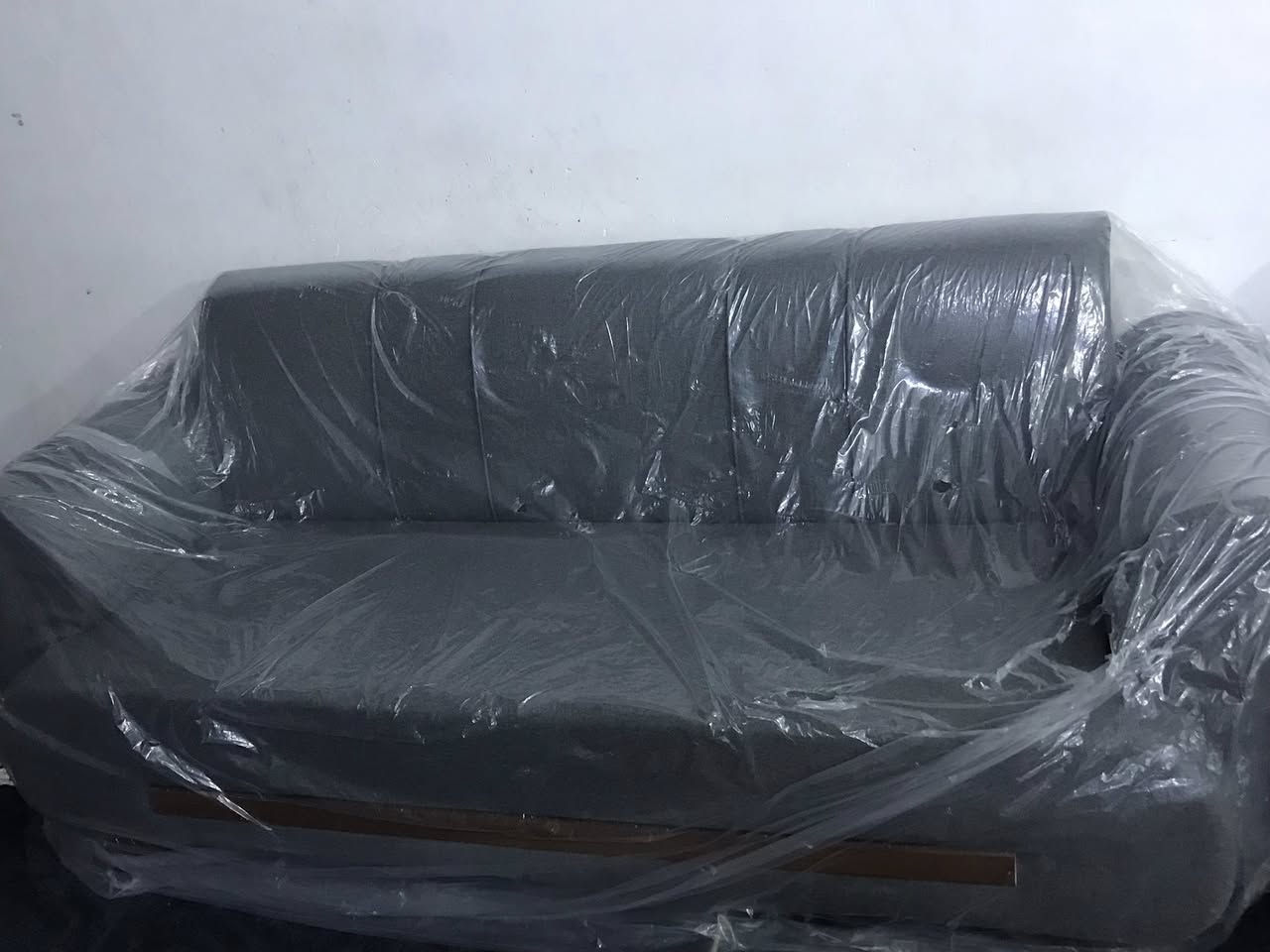 للبيع بعده جديد ممستخدم  عشر مقاعد كراسي ثنين وثلاث قنفات مكاني بغداد شرطه الخامسه سبب البيع مكان صغير


**إذا كنت صاحب هذا الإعلان وتريد حذفه لأي سبب، رجاءا أرسل رسالة إلى الدعم الفني**