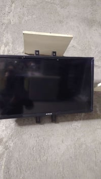 تلفزيون • نظيفه • مستعمل شهر