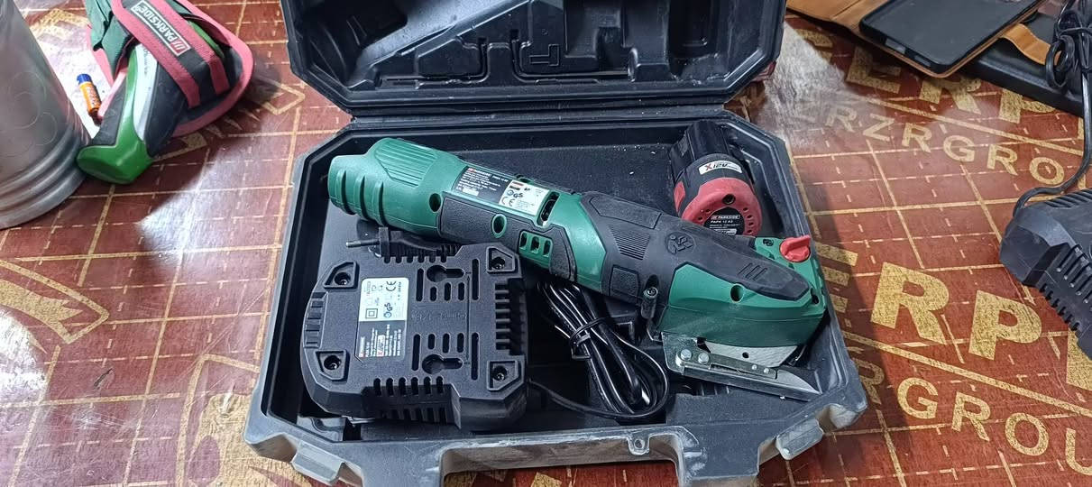 عدد يدويه بارك سايد 
على الفحص يوجد خدمه توصيل 
جميع محافضات العراق 5الف


**إذا كنت صاحب هذا الإعلان وتريد حذفه لأي سبب، رجاءا أرسل رسالة إلى الدعم الفني**