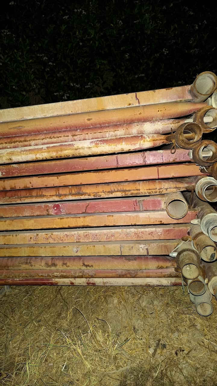 سلام عليكم سكلات بناء حديد ثقيل للبيع متر ونص ارتفاع بمتر ونص عرض تفتح مترين ونص 
سعر القفص ب 50 الف 
 بغداد جادرية 
***********
