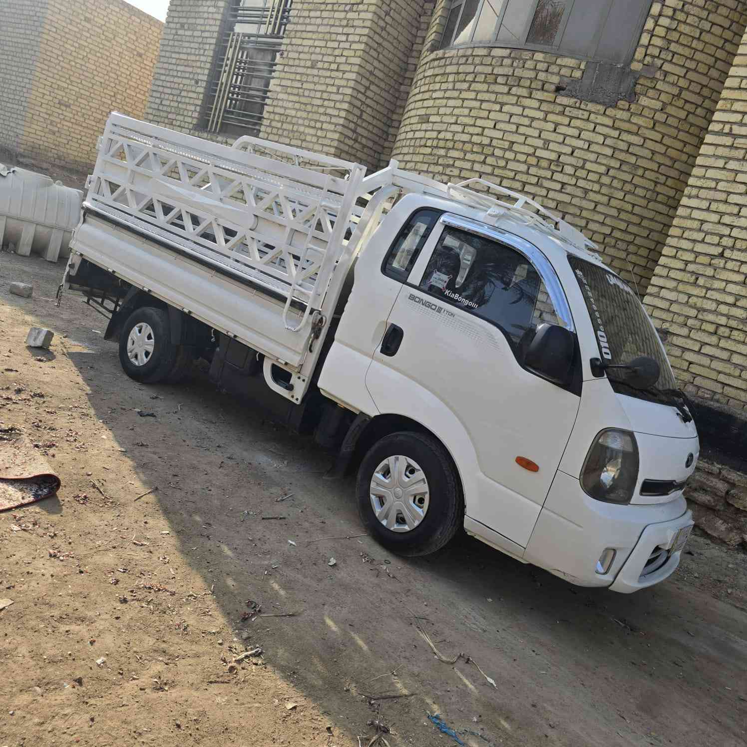 كيا مسكر مجول موديل ٢٠١٥ مكفوله كفاله عامه  رقمهه  مثنۍ  مكان النجف
السعر  ١١٠   ***********
