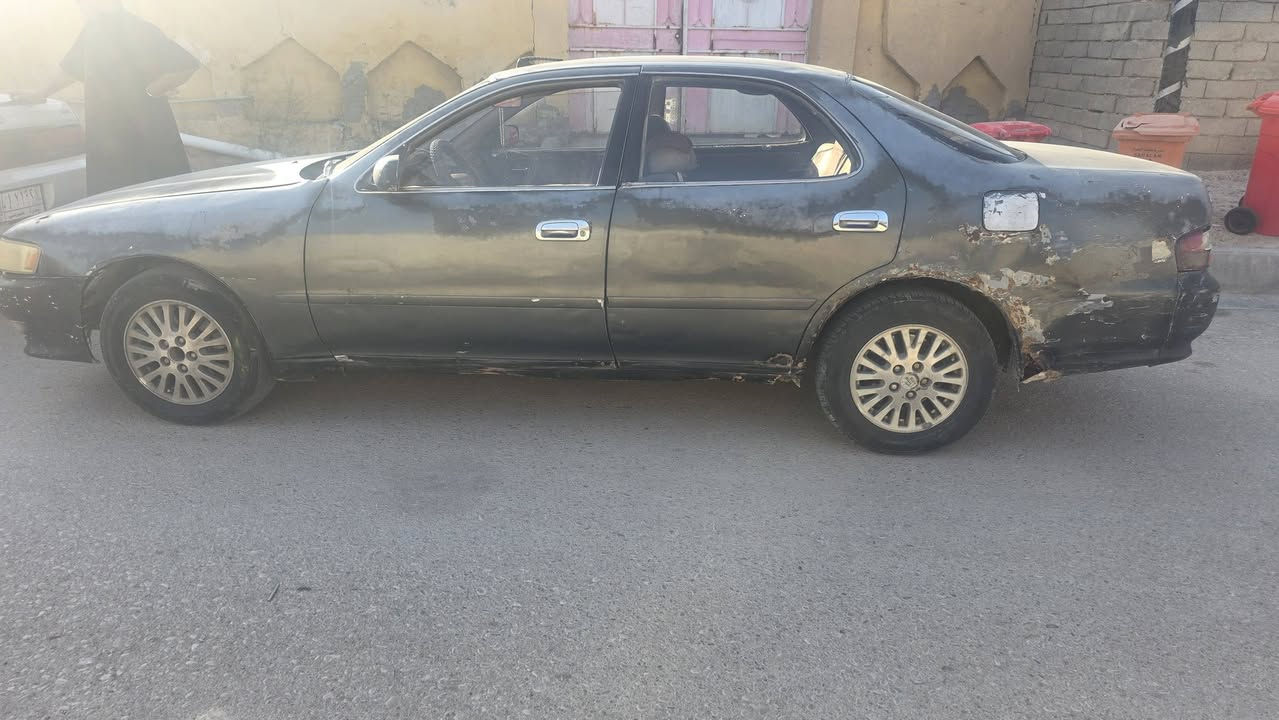 سلام عليكم سياره كرسته نقل فقط مكينه بيه صوت بدايه رقم ميسان سعره 27وبيه مجال رقم الهاتف ***********
