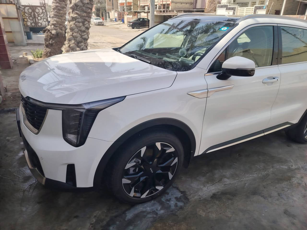 ((سلام عليكم))
للبيع كيا ((سورنتو 2025))
ماشية (18 الاف كم فقط))
رقم بغداد الجديد
مكينة ستة سلندر 
كفاله عامة عدا رصعه بالصندوق 
المواصفات :-
بنوراما 
ويل 20
بصمة تشغيل وابواب وجنطة
كامرتين
((داتا شو) 
كشنات كهرباء 
كشنات الخلفيه قلاب كهرباء 
شاشة متصله
شفتات ستيرن 
تشغيل عن بعد 
حساسات  
ثلاث انظمة قياده 
شحن لاسلكي
منافذ تايبسي
بصمة عدد اثنين
بلوجكتر لد
مري شفط 
ترحيب 
لد مخفي متغير الاوان 
سبعة راكب ((7))
الخ من المواصفات المعروفة …..
السعر 335 $
مكان السيارة بغداد الشعب 
للاستفسار *********** 
متواجد على واتساب ايضاً
