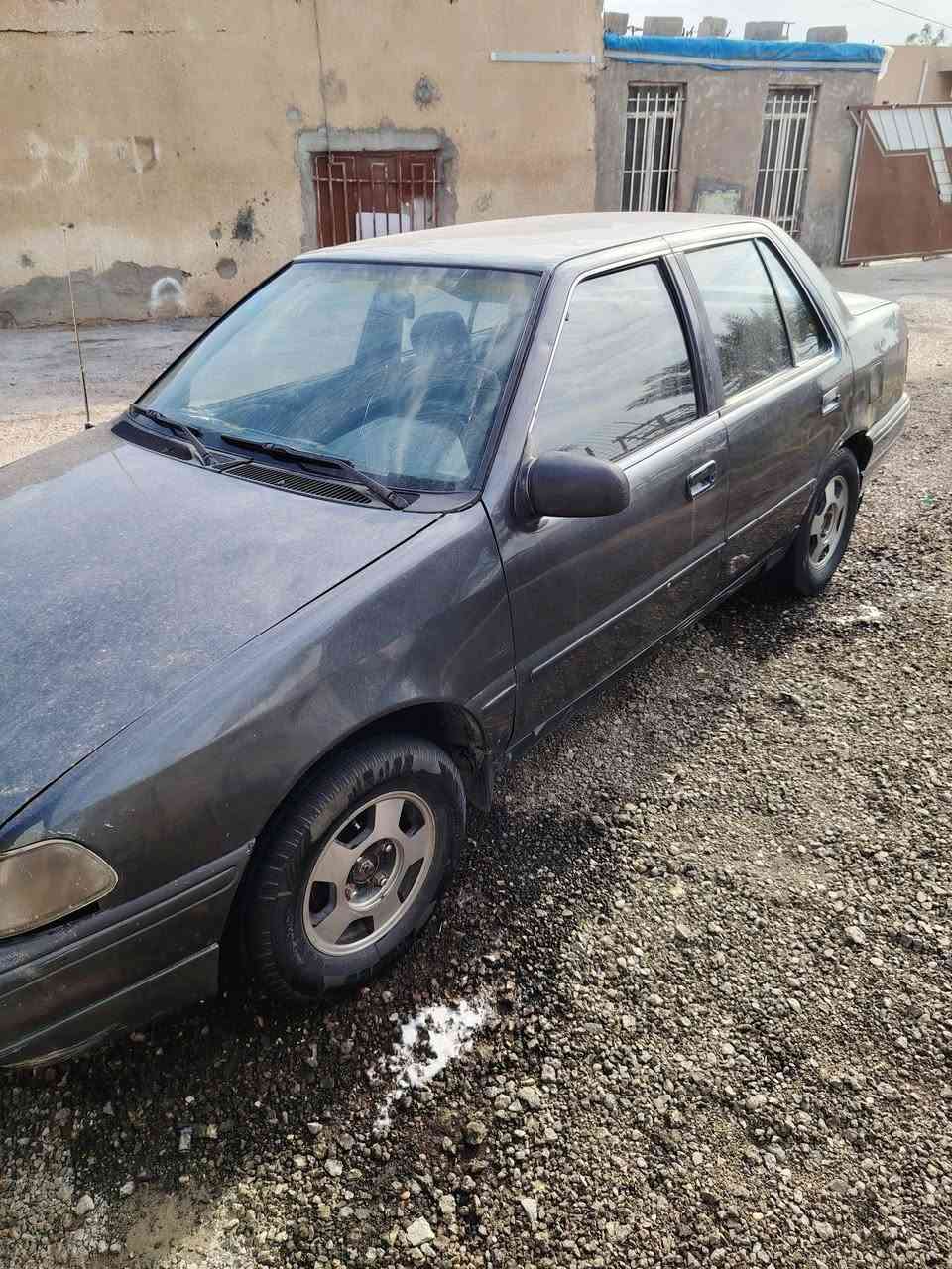 هونده اكسله موديل ٩٣ بغداد انكليزي السعر30 .*********** مكان السياره ابو غريب للعلم السياره ابلاديه كلها عد جاملغ واحد بيه معجون

