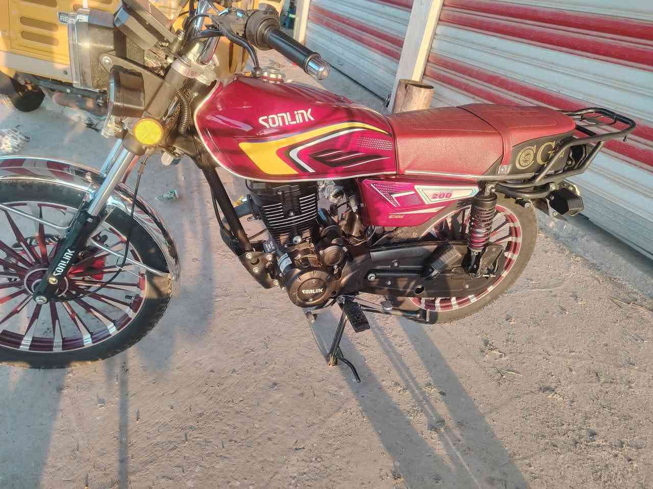 للبيع. موديل 24  كفاله جانت مخزونه
مكاني راشديه  مقابيل لحسينيه  

سعر 800
***********
