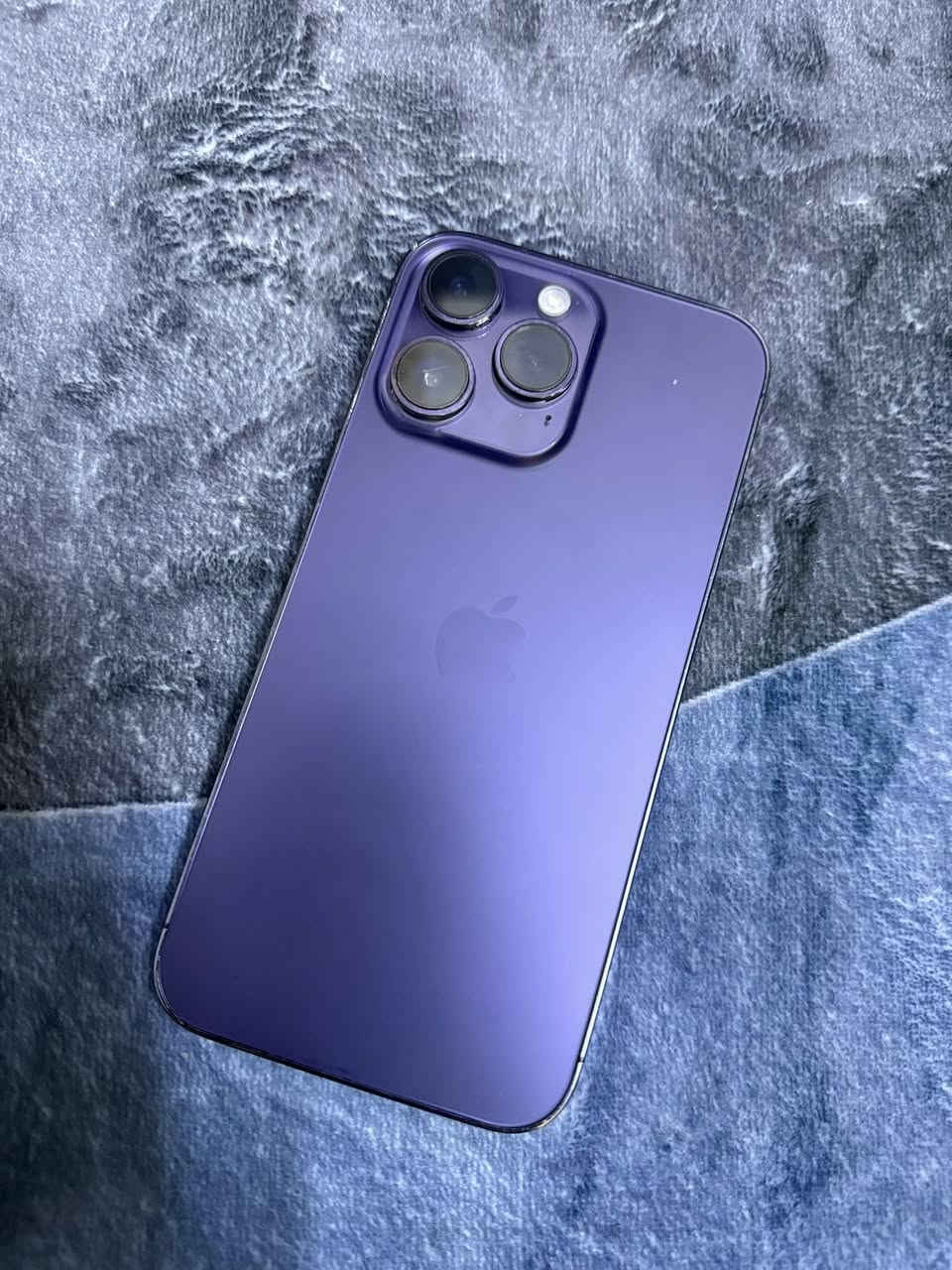 14 برو ماكس ذاكره 256 بطاريه 84 الجهاز كفاله عامه مبدل شاشه اصليه تفصيخ وبيها فطر بالكلاس فقط الجهاز اي خلل مابي السعر 575 الف للاستفسار ***********
مكاني بغداد الغدير
