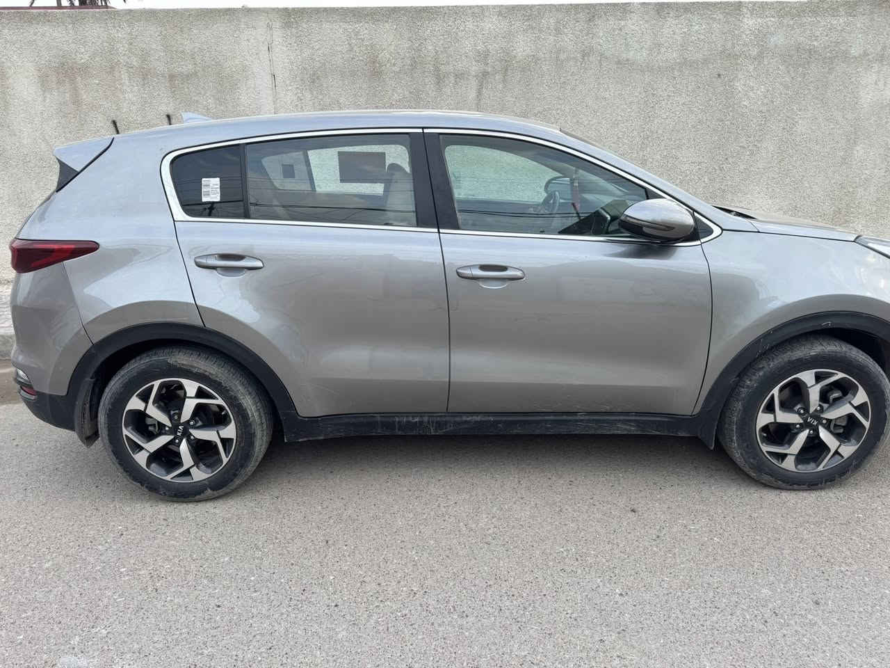 سبورتج موديل 2021فورويل  سياققه ذاتيه حساسات بل مري كشن كهرباء تدفئه بيه مواصفات السعر 155قفل  بكان بغداد ***********
