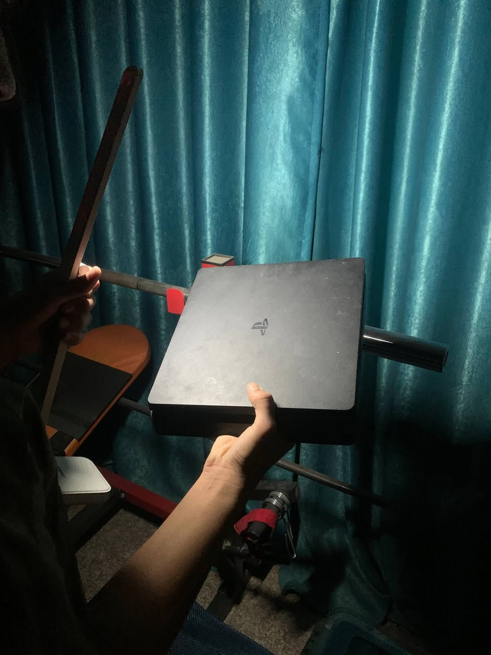 بلي 4سلم مفتوح قبل منضف مو مصلح وهسه العدسه مالته لازم تدفع القرص يلا يشتغل بس هاي مشكلته ويه ٣لعبات جيتي اي وتكن مصارعه وفيفه ٢٠٢١ ويه ٣ جوستكات السعر٢٢٠وبي مجال مكاني بغداد الحريه الدولعي فقط تلي وماسنجر ويوزر التلي RSXssss


**إذا كنت صاحب هذا الإعلان وتريد حذفه لأي سبب، رجاءا أرسل رسالة إلى الدعم الفني**