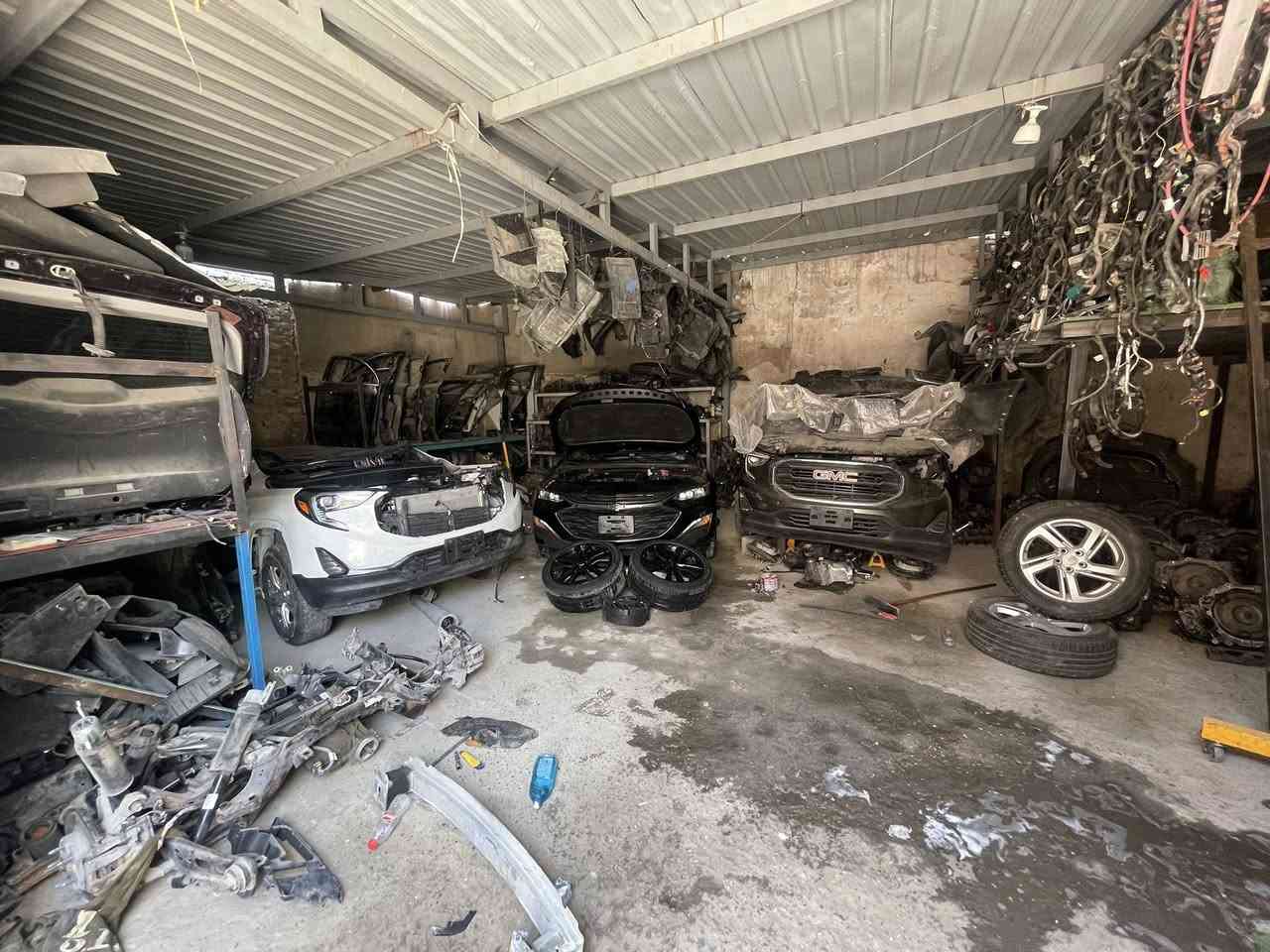 بيت الشوفر2..
لتجارة قطع غيار جميع سيارات الشوفر...لبيع المواد الاحتياطية والتفسيخ لسيارات الشوفرليت ( الماليبو / امبالا /جي ام سي اكاديا/ جي ام سي تيران / شوفر اكونكس/ )...
يتوفر توصيل لكافة محافظات العراق ...
العنوان : بغداد - الشيخ عمر - مدخل ساحة الطيران - الفرع الاول على اليمين - المحل الرابع .
اتصال واتس اب الرقمين  ..مرتضى الساعدي ***********. ***********
***********
