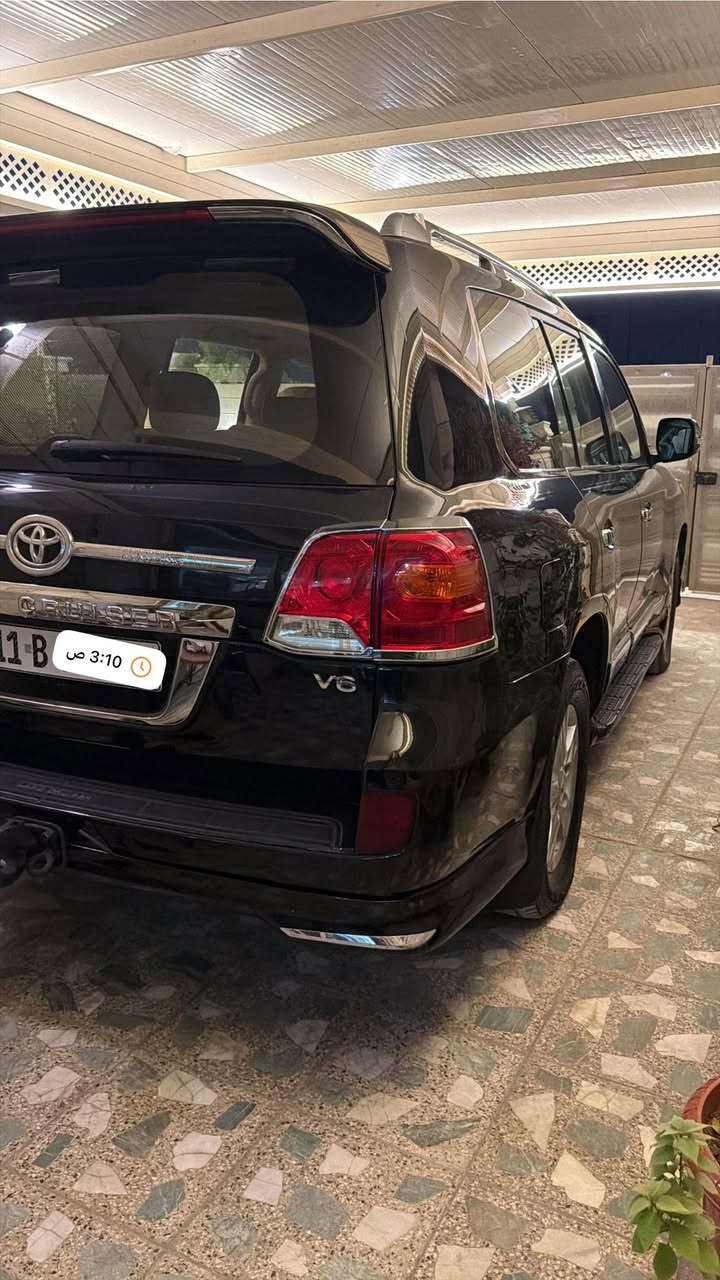 سلام عليكم لاندكروز فطيم 2012 بدون صبغ
مواصفات معروفه كشن كهرباء 3 دكم و8ايرباك وباقي لمواصفات معروفه فول 1/1
مكفوله من الصبغ والتبديل والفتح فقط بارد مكانين 3 صغار 
رقم بغداد الجديد باسمي هزه جديده 
كير محرك مكفول ادامه كامله منضومه وقود فيول بم وفلاتر مال شركه  سياره حلوه ومرتبه 
السعر33الف $
***********
عنون بغداد حي الخضراء
