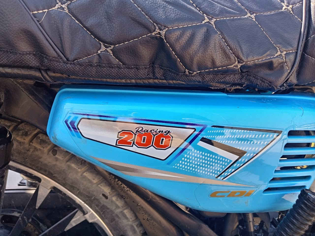 ايراني ٥گير 
٢٠٢٦ 
محرك اسود 200cc
بصمة تشغيل عن بعد 
منزلهة بأسمي على ايدي 
مكاني مدينة الصدر حي طارق
850قفل 

***********
