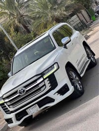 لاندكروزر • تويوتا • ٢٠٢٤