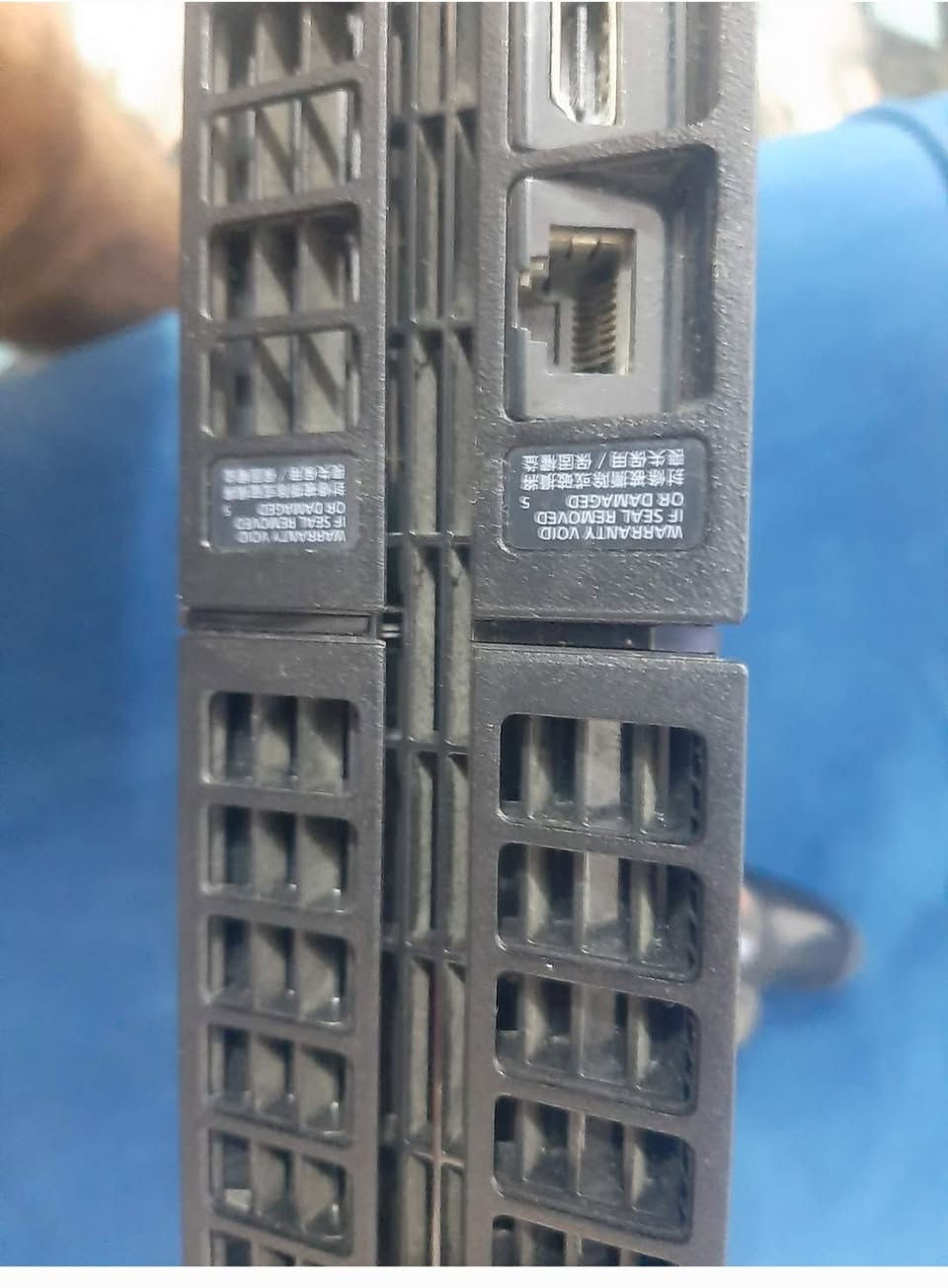 ابلي٤ امهكر ذاكره تيره نظام ٩ ايشغل اقرص هم دبل جوستك جهاز نظافه تقرء الف شخط واحد مابي  بكاني بغداد *********** قيم اواخذ مليان العاب
