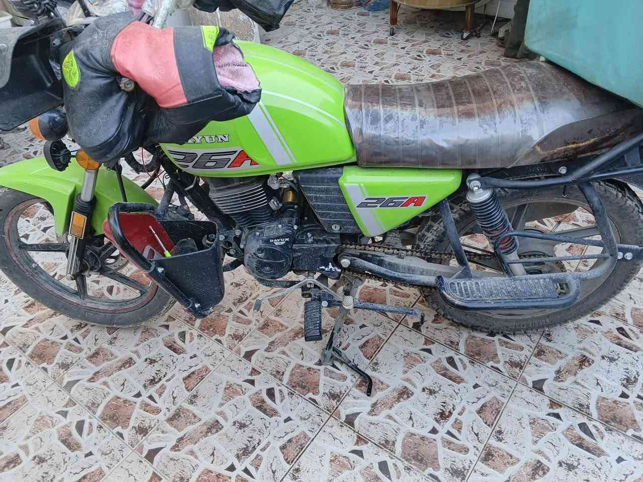 دايوان للبيع مرقم ديالى وكالة سيزار
موديل 23 نظيفه حيل 
شرط التحويل 
رقمي ***********
