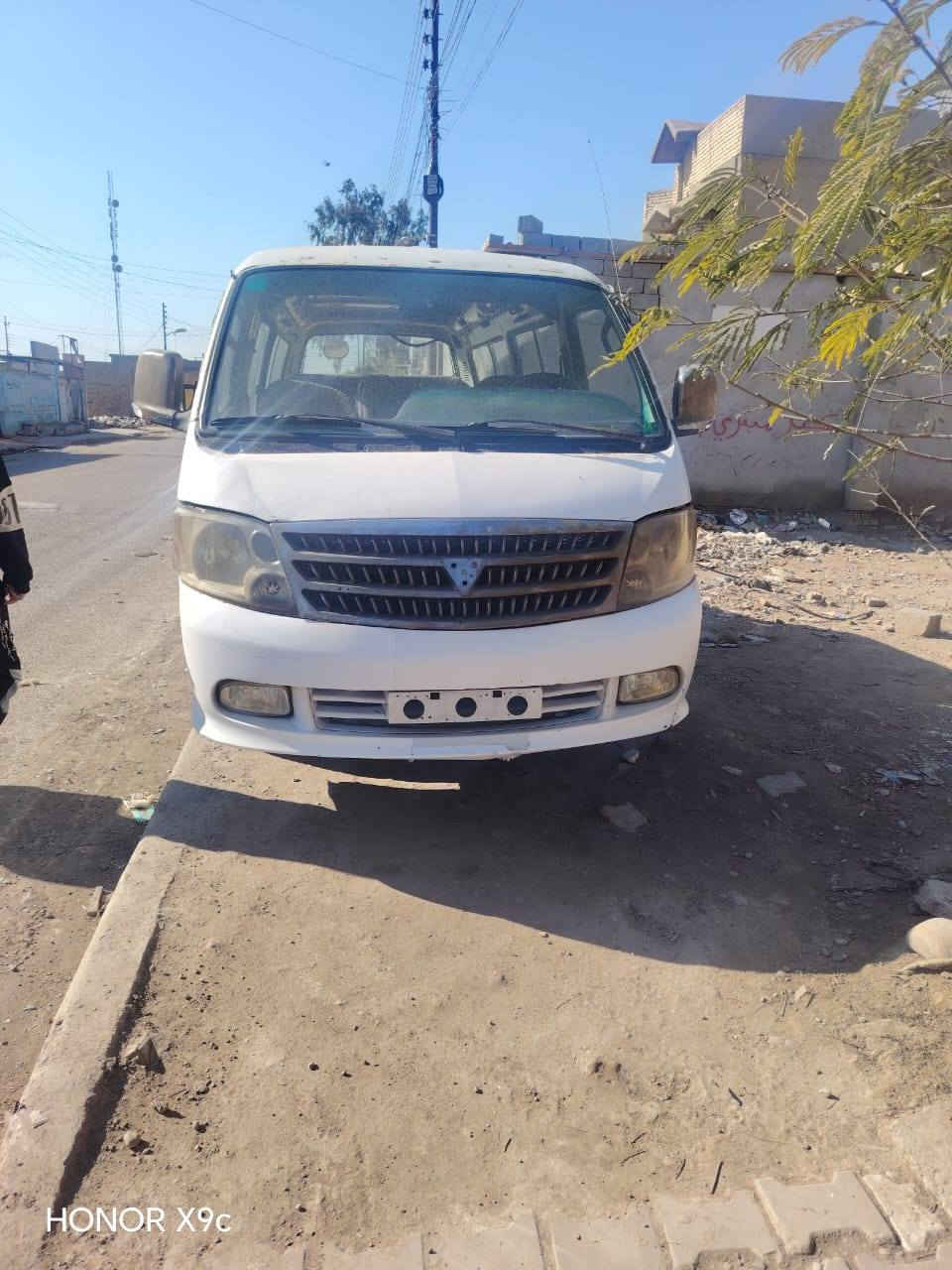 السلام عليكم فتون موديل ت٩ سياره بلادي محرك ونجي سته كير عادي رقم دياله دولي هسه داكه جديد هزه جديده تحويل مباشر السعر مكان سياره بغداد الحسينيه مال المعامل السعر ب٥٥ وبيه مجال شراي يتصل ***********
