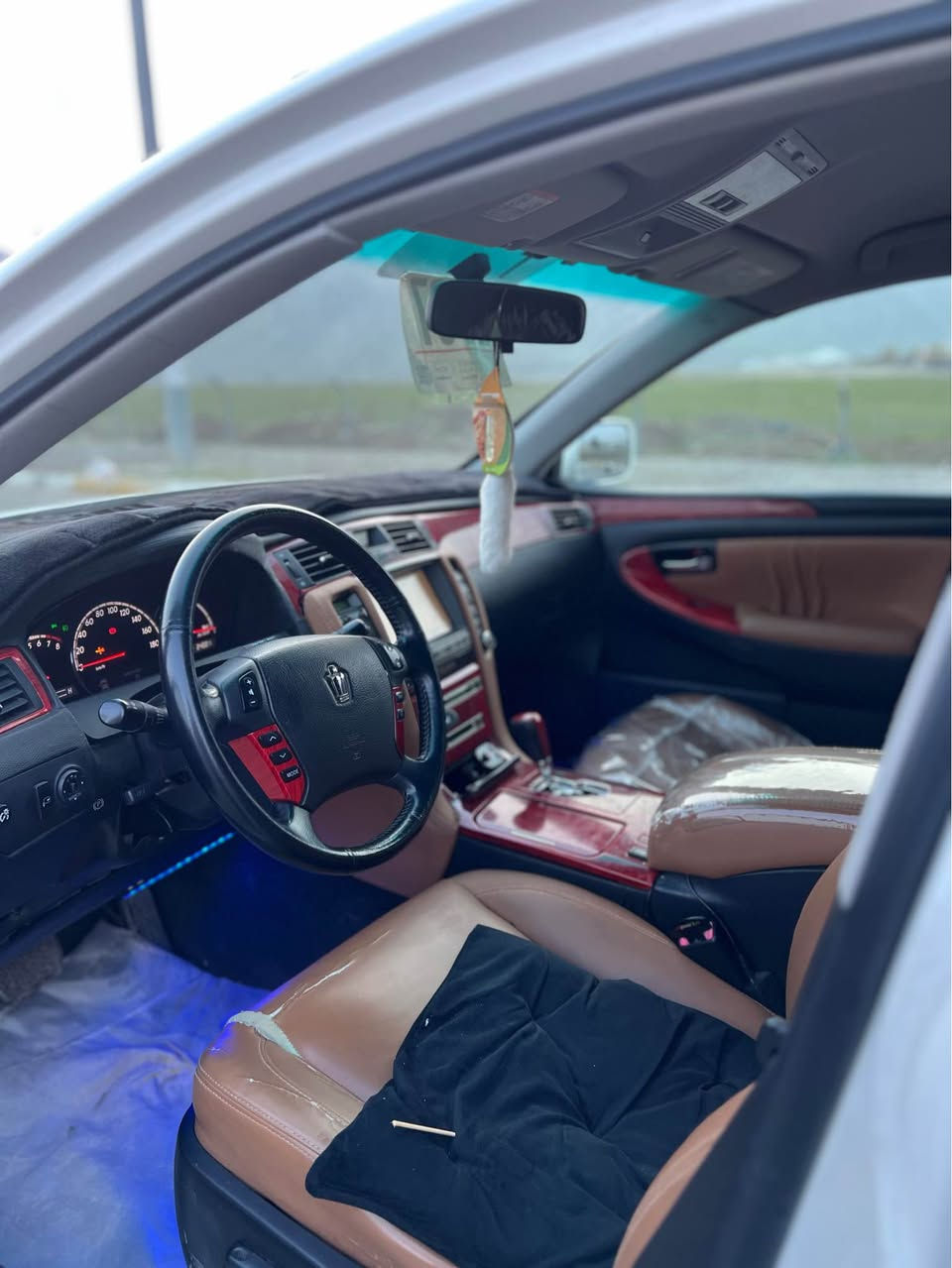 shahena 2007 سەرەتا بەناوی خوایگەورە سەیارەکە بڕاوەی دوبەیە سەیارەکە گێڕومەکینە بەشەرت دووکەڵ بەشەرت مواسەفاتکانە فۆڕمیکا سوورکوشنجڵتەو ناوقەیسیەسێدووگمەیە داحەمی پشتوپێشی ڕادارەسەیارەکە کاملمەسرەف کراوە تازیڕۆنگۆڕاوە سەیارەکە گەرمیوساردی بەسراوە بڕێکی بەسراوە سەیاراکە مەسرەفی تێدانەماوە سەیارەکە بەسلێخوڕینیدەوێ ڕقەم موبایل *********** رانية, السليمانية
