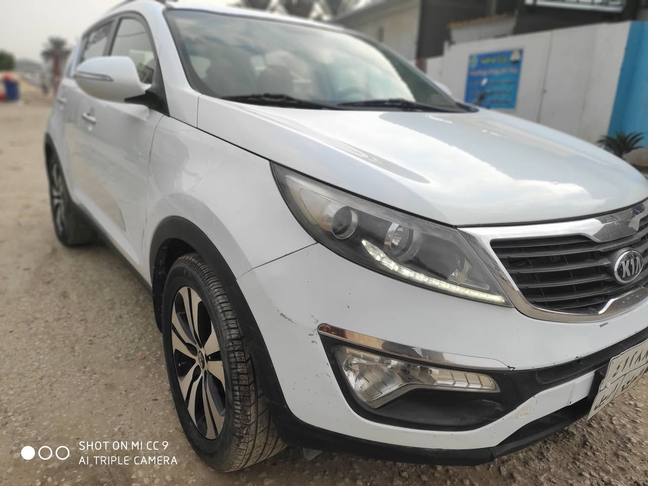 السلام عليكم
اسبورتج 2014 خليجي مكفوله بيه بارد مكانين فقط سياره جاهزه مكينه 2400 مامفتوحه السعر 158 مجال بسيط
***********
***********
