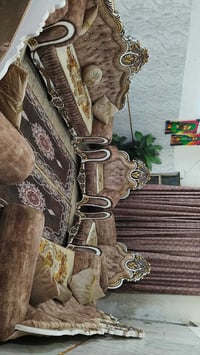 تخم ملكي 10 مقاعد تفصال نضافته 100\100 كل ضرار ما بي كلش نضيف السعر 45...