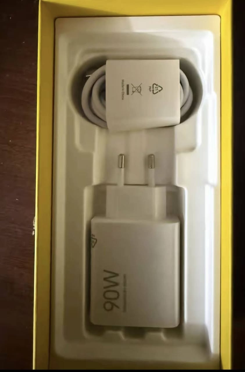 جهاز بوكو 7بروه مستعمل جديد نضافه 100ذاكره528و عشوائي 16بطاريه 7000سعر350التواصل عبر  ***********
