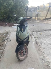 دراجة سكنس شحن اخت الجديدة استعمال اقل سنه نقص فقط بطاريات سعر 600,000...