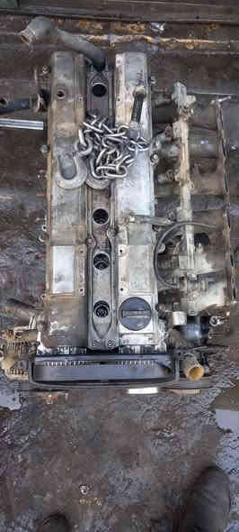 محلات لاخوين التحويره وببع المحركات الياباني وتصليح كافه انواع السيارات ياباني ضمان10ايام  طابوكات انواع بغداد ساحه الطيران ***********
