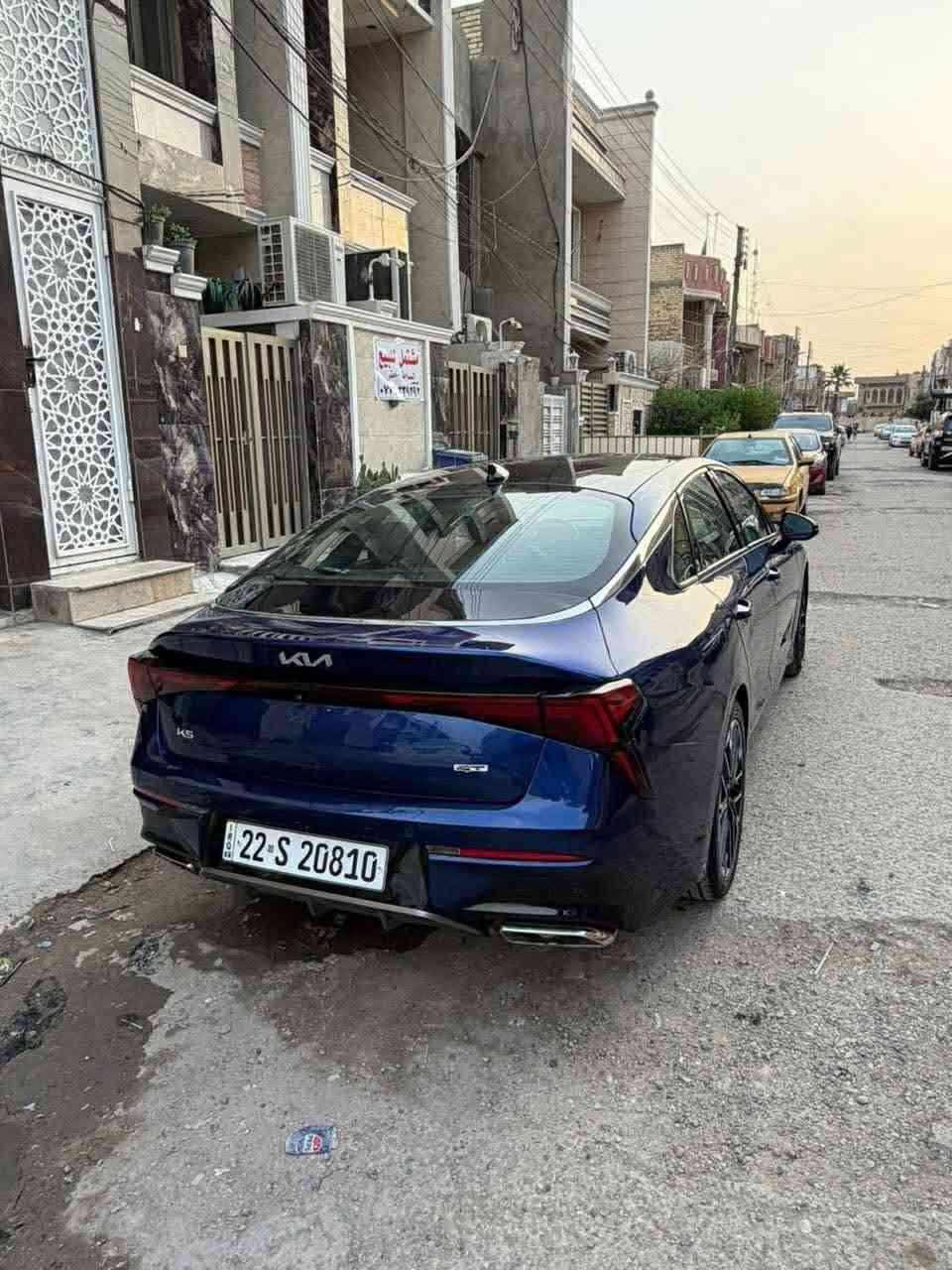 السلام عليكم
كيا K5 GT موديل 2025 فول موصفات اربيل

ماشيه 10 الف

1-مكينه 2.5 تيربو 

2-مازدات ذكيه تصعد وتنزل وتفتر معه لاستدارة 

3-كشافات ضباب 5 كامرات بصمه

3-بك لايت LED

4-أشاير بالمري 

5- قماره البانوراما فتحتين

6-6 حساسات إماميه 

7- 6 حساسات خلفيه 

8-رادارات محيطيه امامي خلفي جانبي 

9-قياده ذاتيه 

10-توقف ذاتي

11-ستيرن حرف D رجاج 

12-تحديد مسار 

13-رادار تفاعلي 

14-مثبت سرعه

15-أوامر صوتيه 

16- شاشه متصله 

17-شاشة اعطال 

18-شاشة تكيف لمس 

19-هندبريك بصمه 

20- وضعيات قياده 

21-شحن لاسلكي 

22-اوتو هولد 

23-كرسي كهربائي جلد 

24-تدفئة مقاعد إماميه وتبريد

25-تدفئة ستيرن 

26-سماعات BOSE 

27-أضويه داخليه لمس 

28-داخل اسود بخياطة ال neon green

29-دبل جام

30-دفع رباعيAWD or TWD

31-تشغيل عن بعد

32- اضويه ترحيب عد القتراب

33-ستيرن رجاج منبه

وباقي المواصفات معروفه 

السعر : 195 ورقة 

حادثها موضح بالصور تبديل بنيد وباب 

 جاملغ تصليح ( درجة اولى ) 

*********** واتس اب
