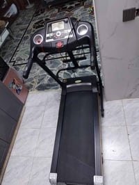 جهاز جري • آلة جري • جهاز رياضي • جهاز تكسير شحوم • قياس نبضات قلب • ج...