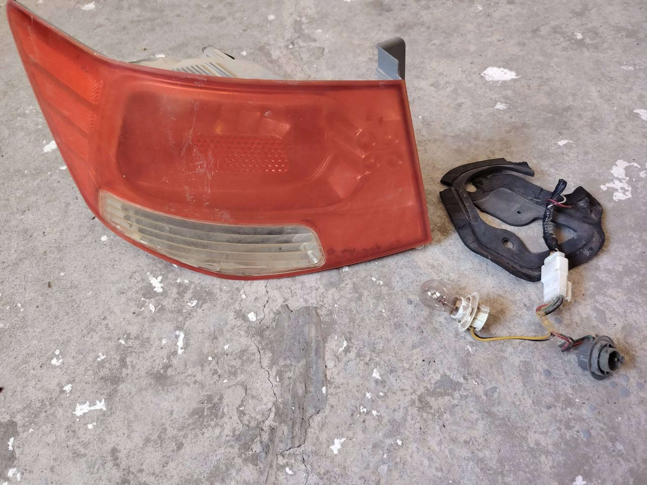 للبيع.. اتصل على هذا الرقم ***********
