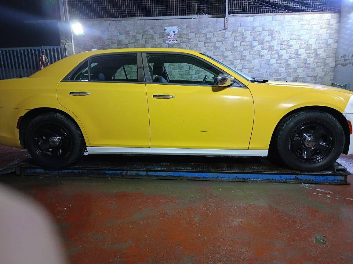 سياره اوباما موديل 19 حدث بجم بس يرادله صبغ لهن صبغته تعبانه السعر190 بيهه مجال للطيبين العنوان بغداد العبيدي   ***********
