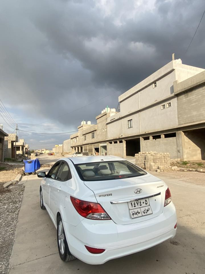 هوندا اكسنت موديل 2013 فتحه فول مواصفات سياره لون ابيض بيها چملخ گدام صبغ بدون دواخل 100‎%‎   گير محرك تخم كل شي بيها شرط سياره أحلا من صور جديد ب معنا ماشي 198 كيلومه تر سعر سياره 106 و بيها مجال عنوان قضاء بردرش محافظه دهوك. رقم تلفون ***********.   اسياسيل ***********
