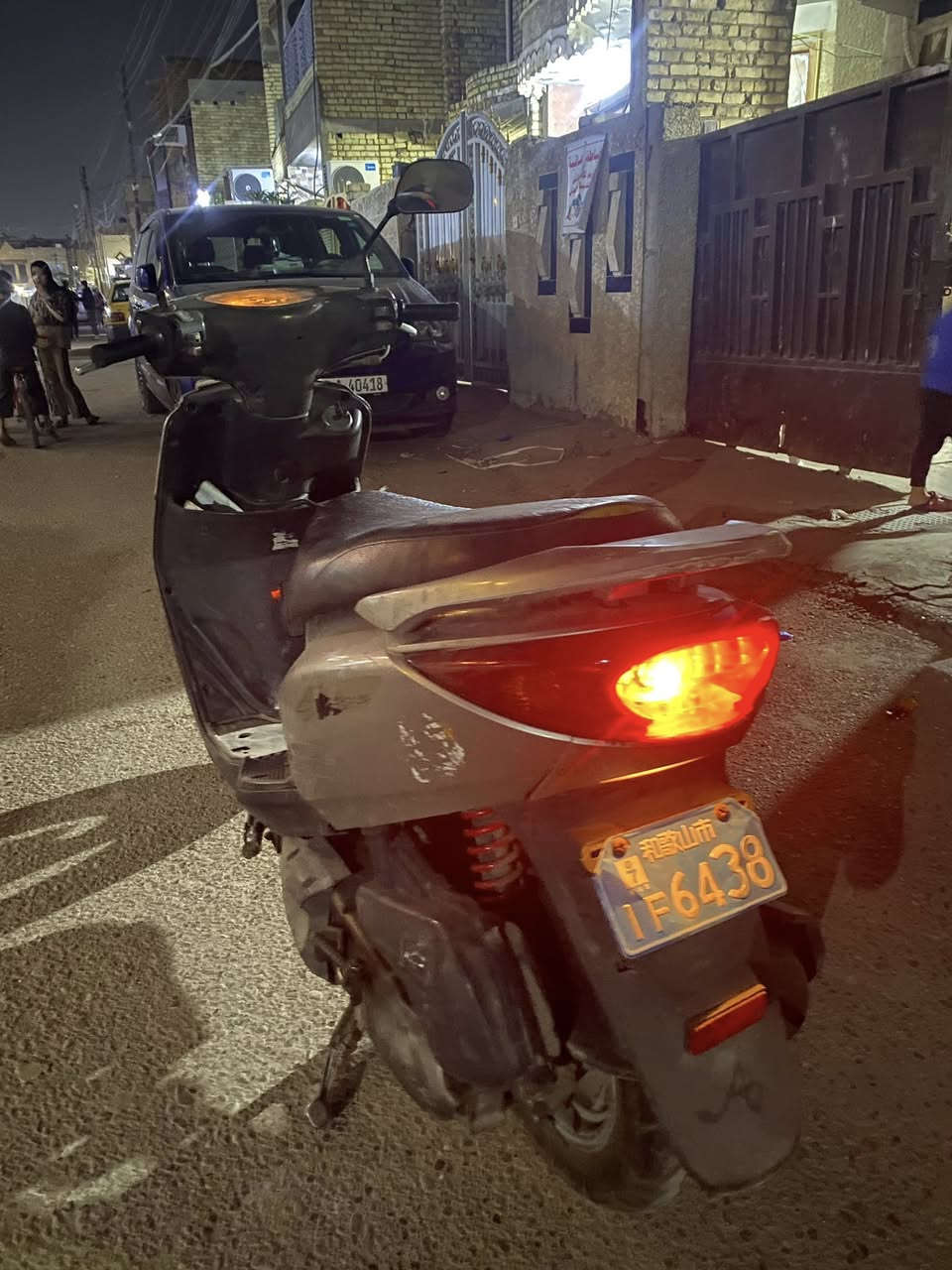 السلام عليكم دراجه بريز للبيع نضيفه سلف هندر كله شغال السعر 450 العنوان : حي اور فلكه صباح الخياط  للاستفسار : ***********
