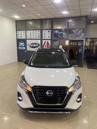 نیسان کیکس  مۆدیل ٢٠٢٤ ماوەی ڕۆشتن ٣١٠٠٠ بۆنیدو جەمەلخ بۆیاخ بيناو  سئ...