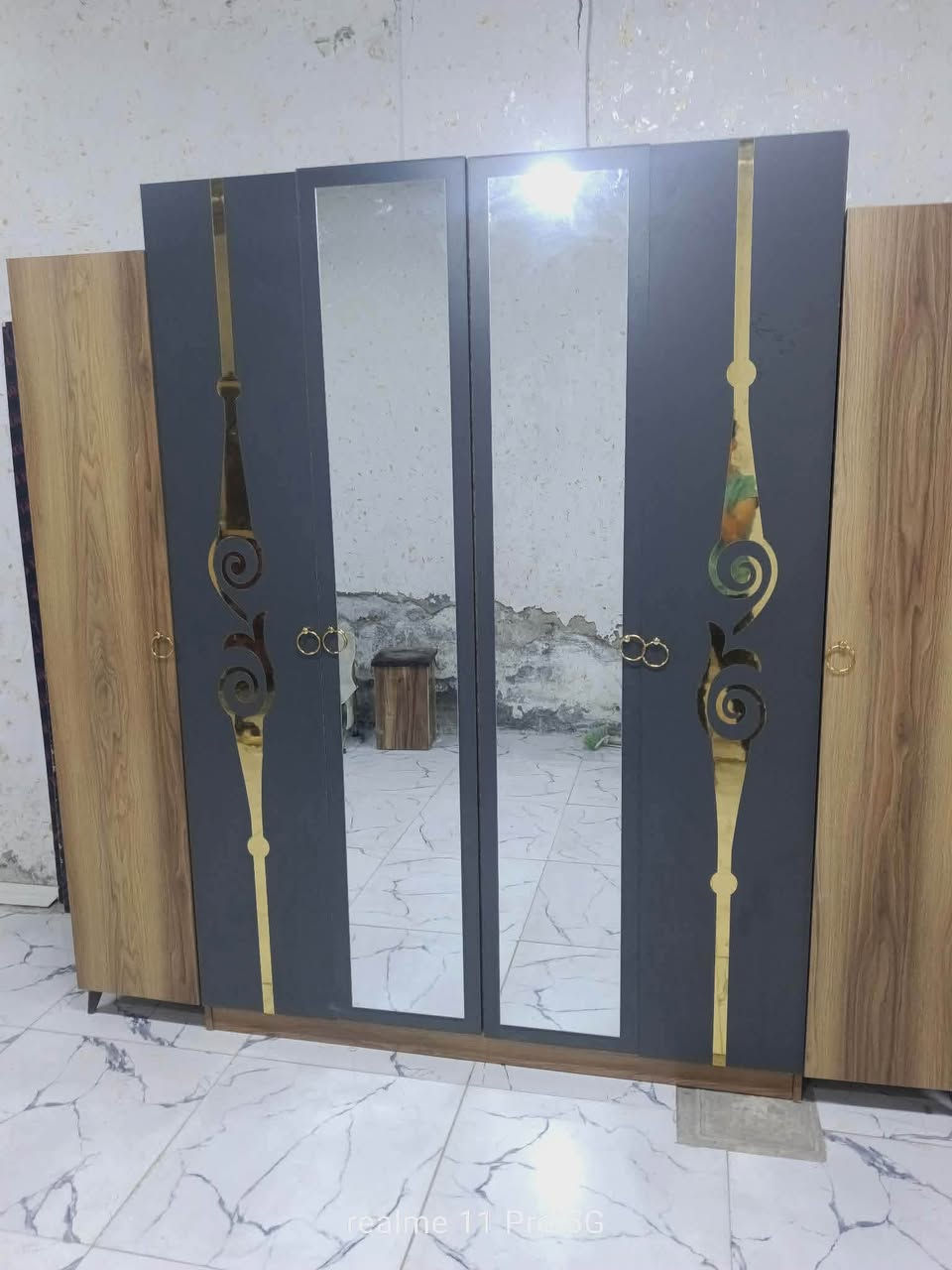 غرفة نوم تركي مستخدم😍💥 
 نضافة95💯
عدد القطع / 5
نضام / ابواب 🦋✨
سعر / 475🤍✨
شد ونقل داخل بغداد مجاني🛻
يوجود توصيل محافضات


**إذا كنت صاحب هذا الإعلان وتريد حذفه لأي سبب، رجاءا أرسل رسالة إلى الدعم الفني**