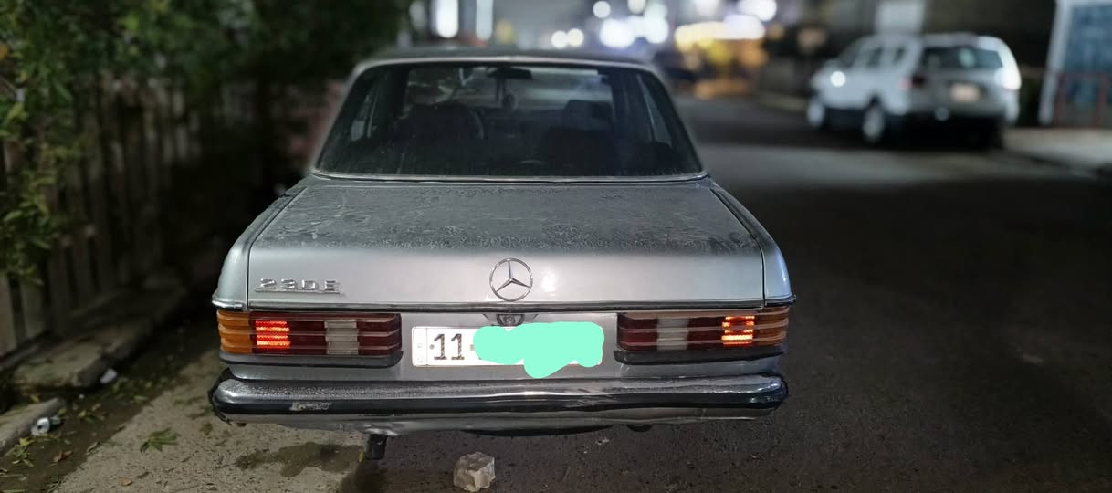 مارسدس موديل82  محرك وانجي ياباني رقم بغداد انكليزي بسمي هزه جديده السعر40$ مكاني بغداد ***********
