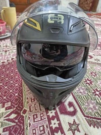 خوذة • زجاج شفاف • زجاج شمسي