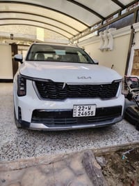 سورنتو موديل 2025فول مواصفات شاشه كار بلي تشغيل عن بعد سياره بعده زيرو...