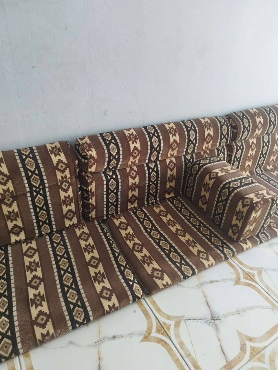 ديوان للبيع


**إذا كنت صاحب هذا الإعلان وتريد حذفه لأي سبب، رجاءا أرسل رسالة إلى الدعم الفني**